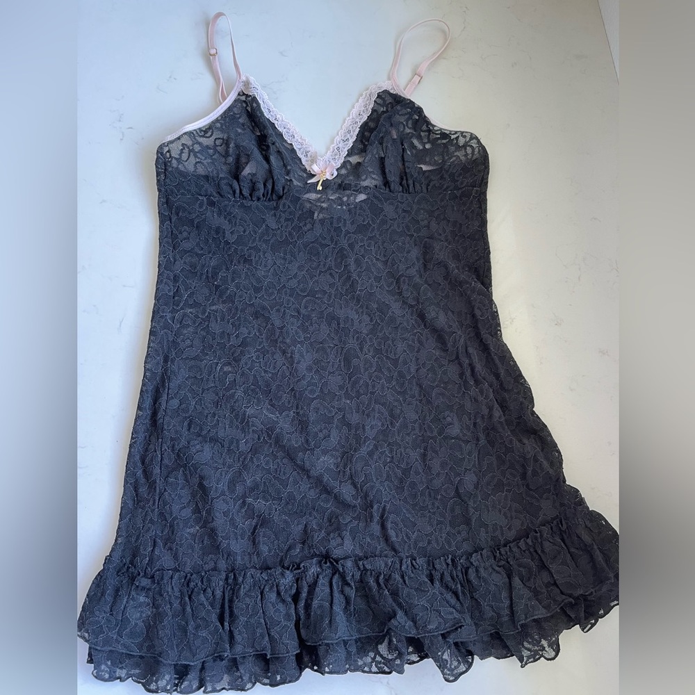 Victorias Secret Medium Lace Negligee
